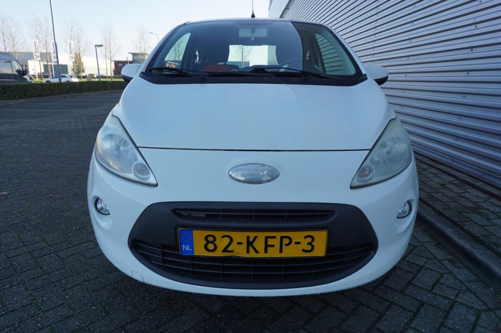 Ford KA 1.2 titanium airco / elektr. ramen / nap / apk t/m 18-11-2026