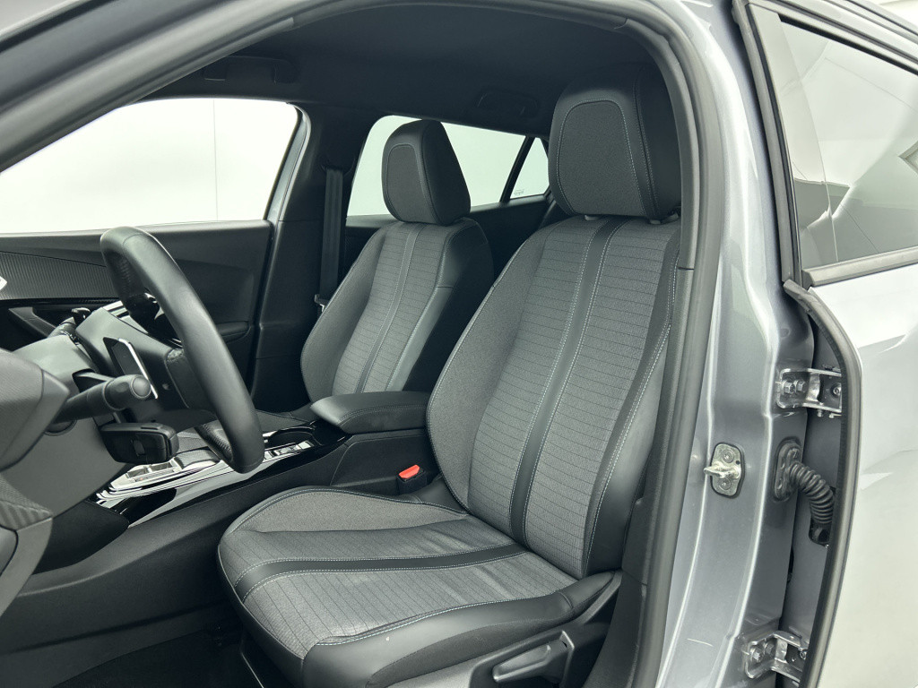 Peugeot 2008 130pk automaat allure pack | rijklaar | navigatie | parkeercam