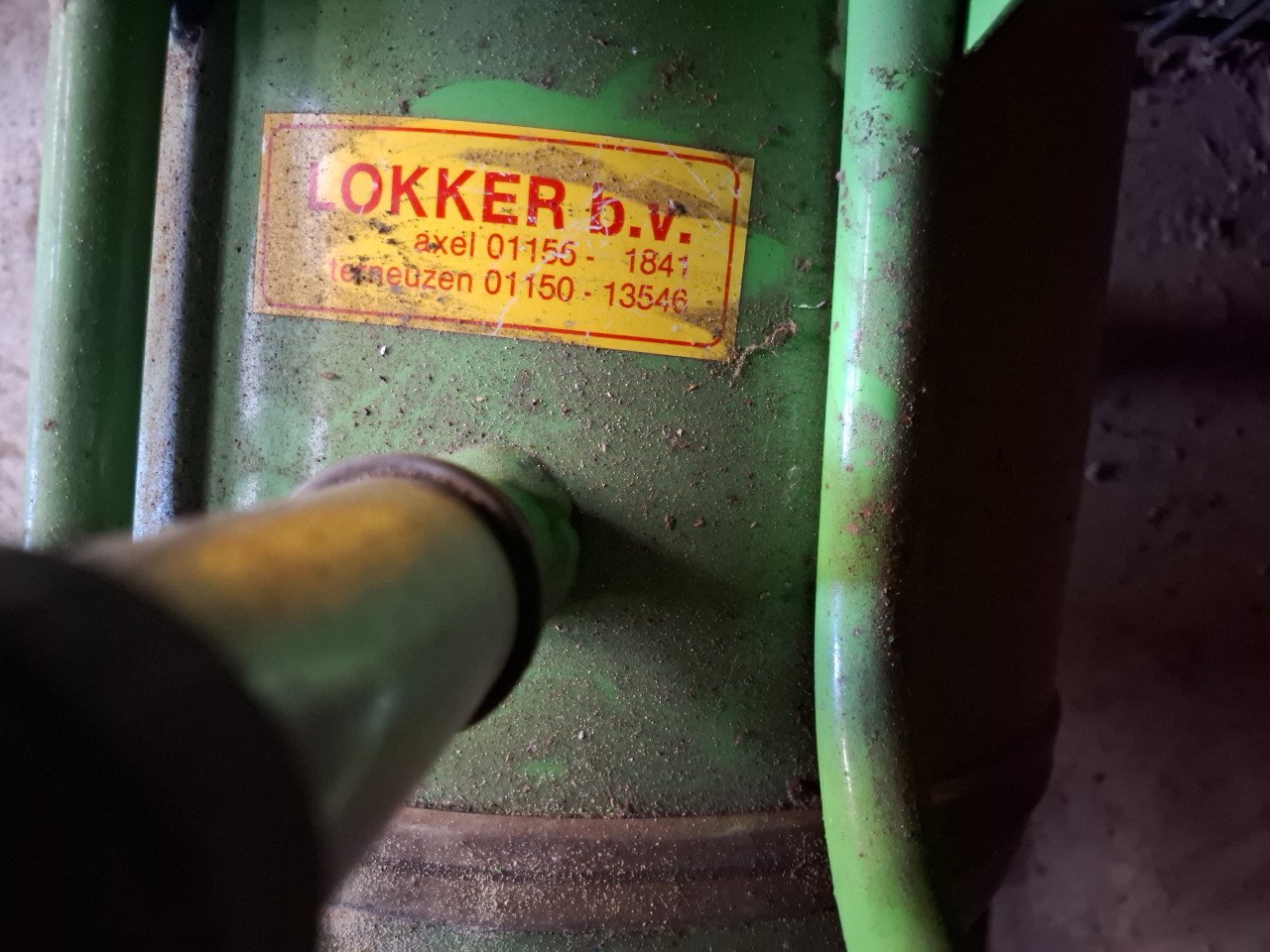Professionele compressor op krachtstroom