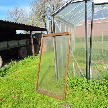 Broeiramen en glas voor broeiramen