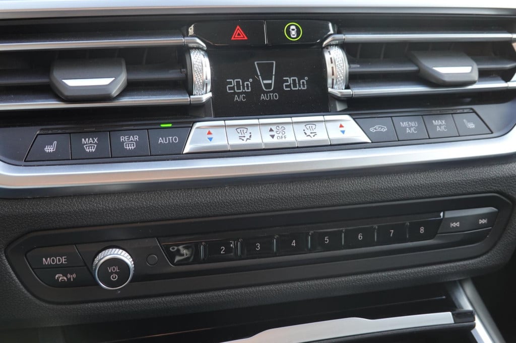 BMW 3-serie touring 330i business edition plus
