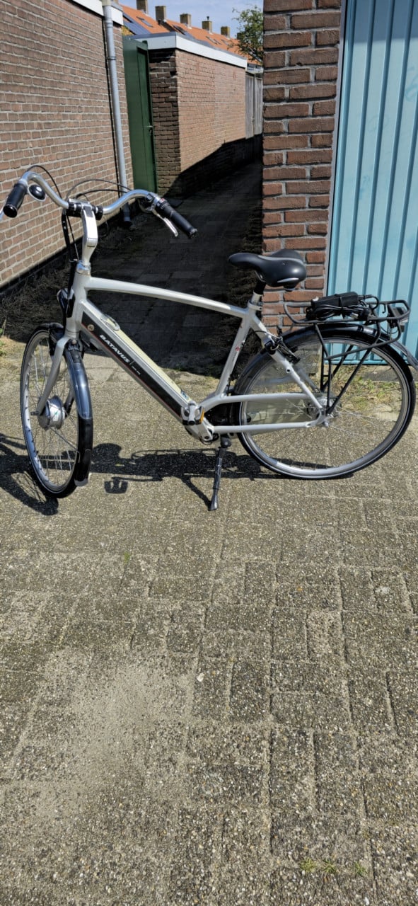 E bike batavus met defecte accu i.z.g.s zie foto's