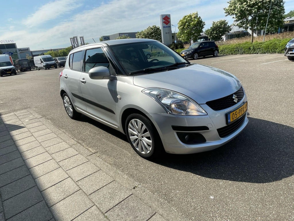 Suzuki Swift 1.2 exclusive easss 1e eigenaar