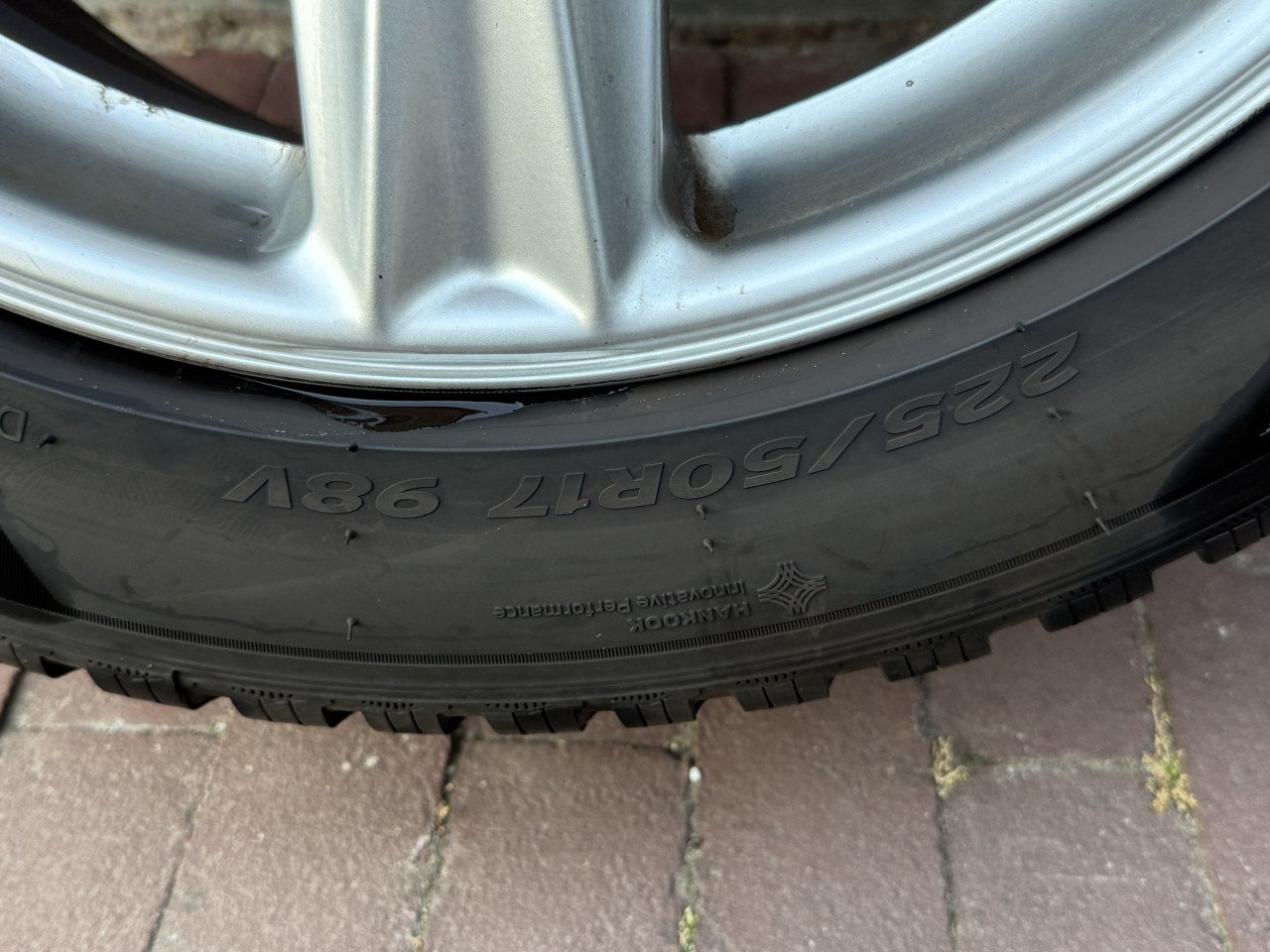 Te koop winterbanden set met licht metalen velgen