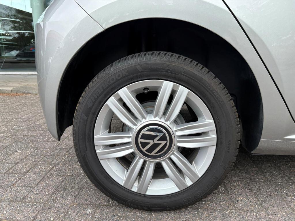 Volkswagen UP! 1.0 60pk up! beats| camera|stoelverwarming|climate|rijklaarp