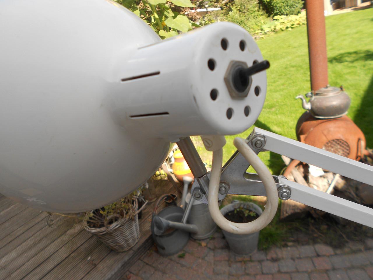 Twee vintage Hala zeist vloerlampen vloer lamp op wieltjes