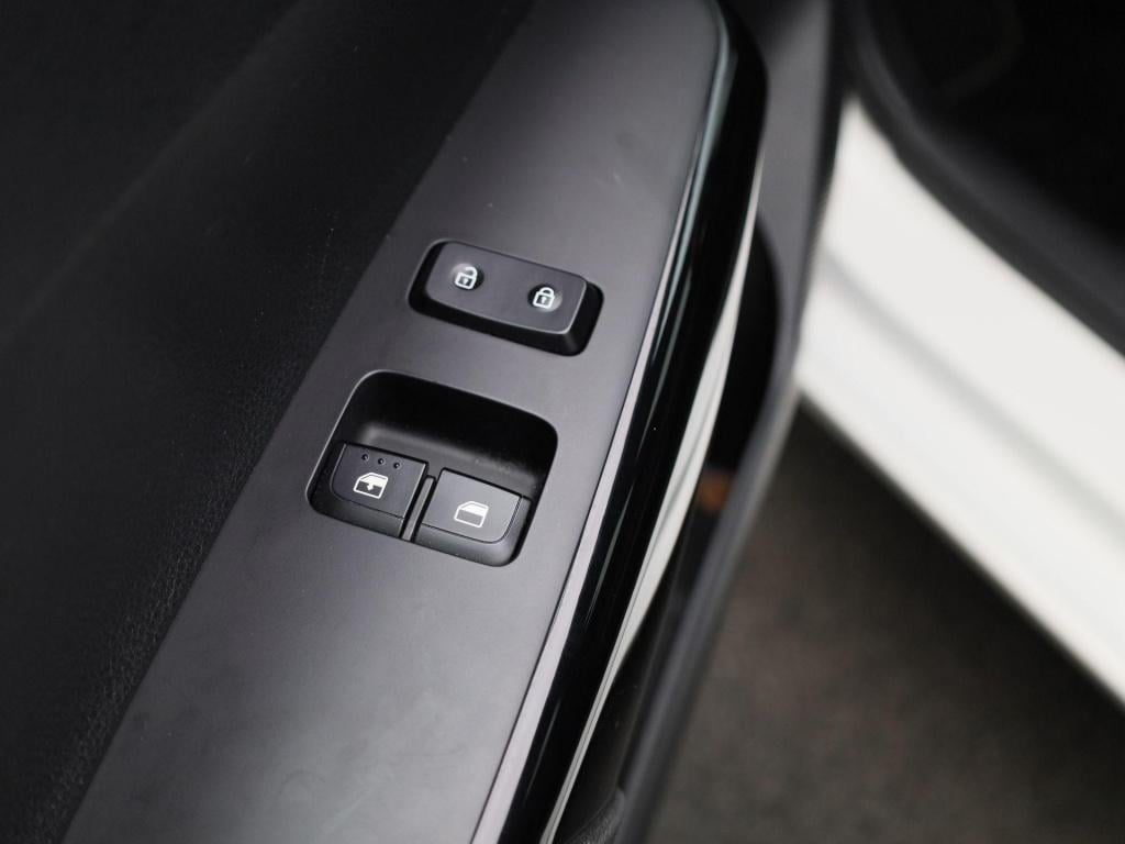 Kia Picanto 1.0 dpi comfortline | cruise control | dab | bluetooth | aircon