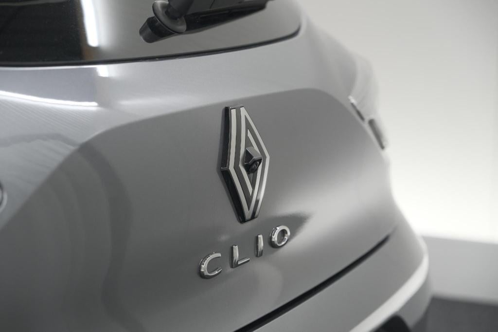 Renault Clio tce 90 gpf techno | 360 camera | adaptieve cruise control | 9.