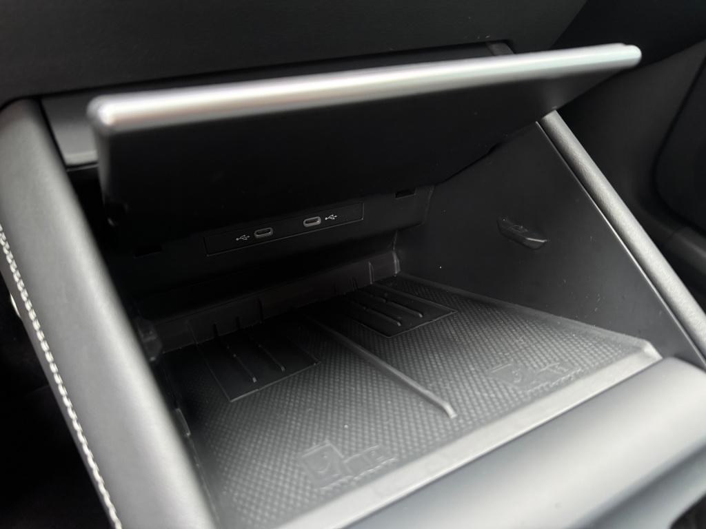 Volkswagen Tiguan 1.5 tsi goal * acc * 360 camera * trekhaak * lane + side 