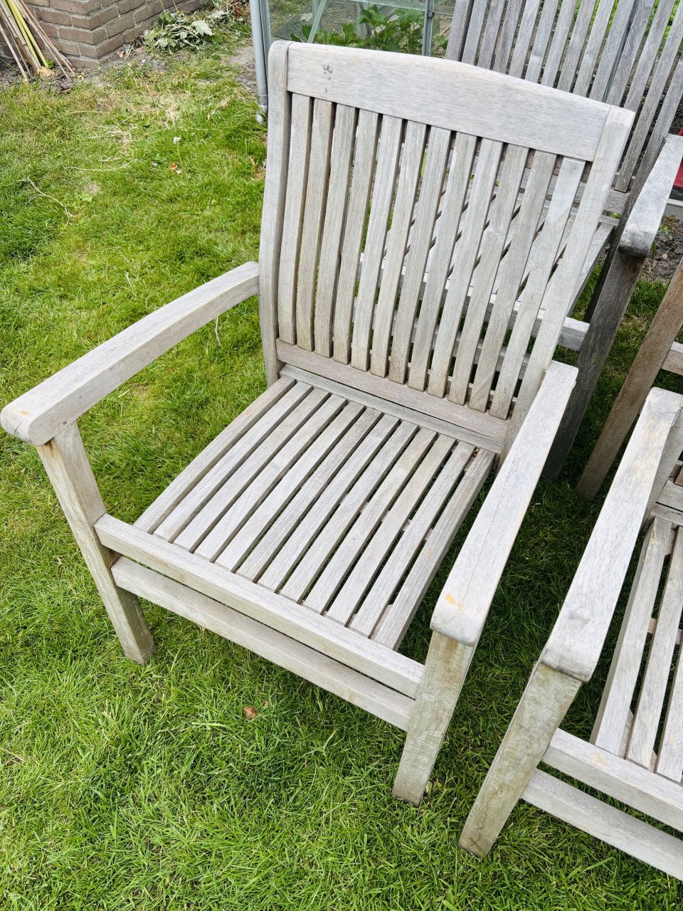 Tuinstoelen van teakhout