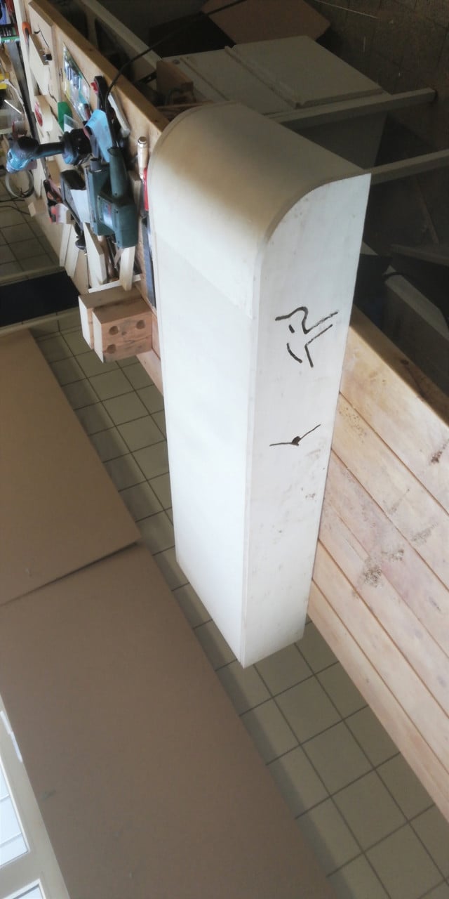 Meubelmaker biedt zich aan