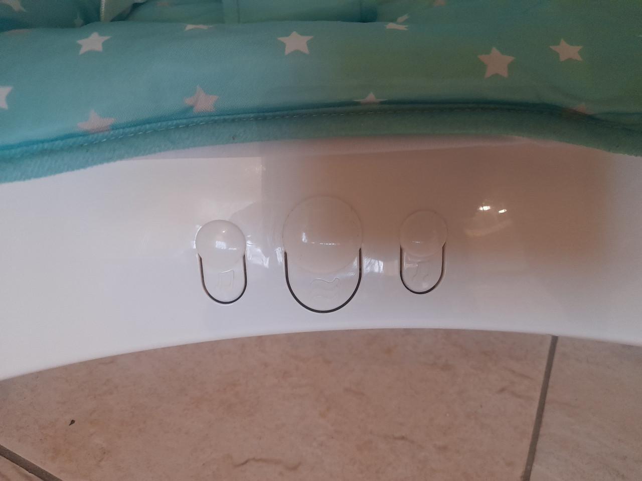 Leuk wipstoeltje met muziek ( in goede staat )  verstelbaar!