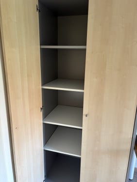 Kleding/opberg kast