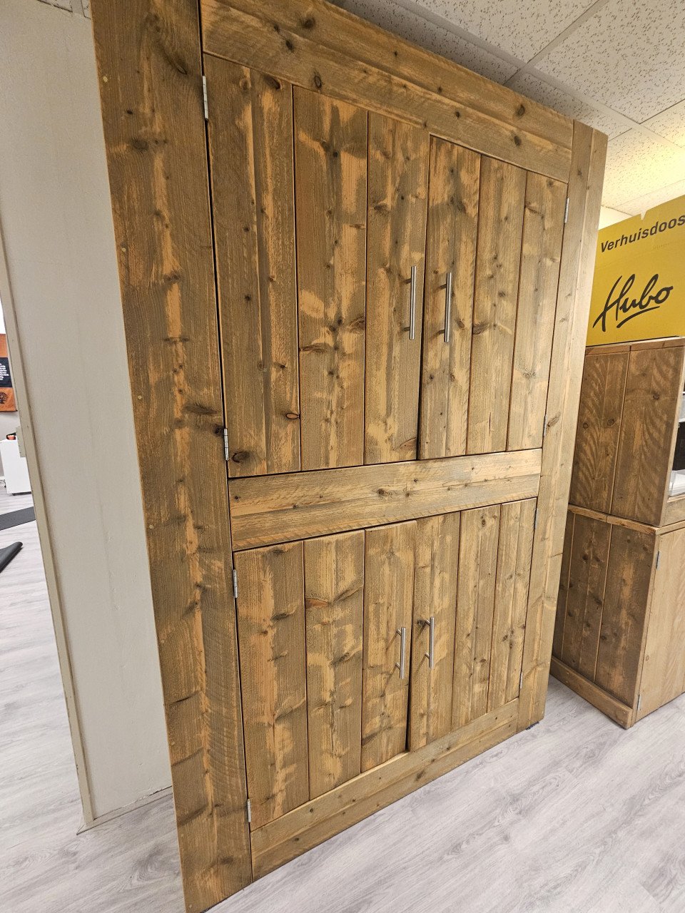 Te koop houten kast