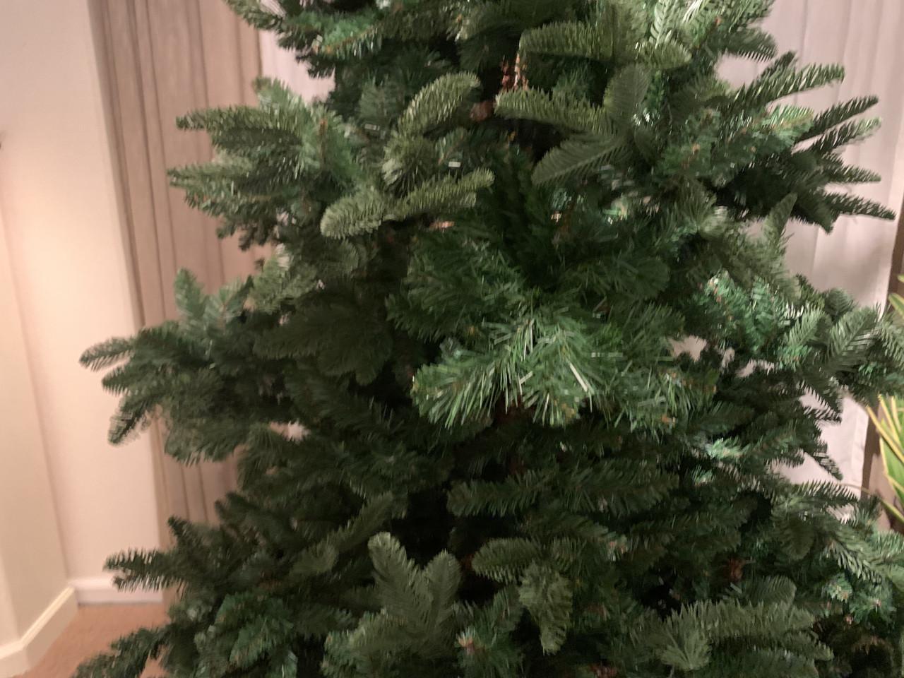 Kerstboom Intratuin. 2.25 m ong