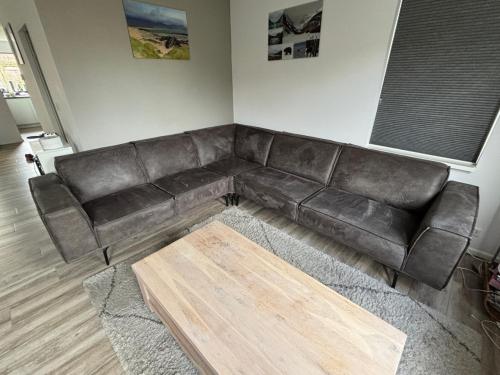 Hoekbank Sterliing 2-zits-hoek-3-zits  262 cm x 302 cm