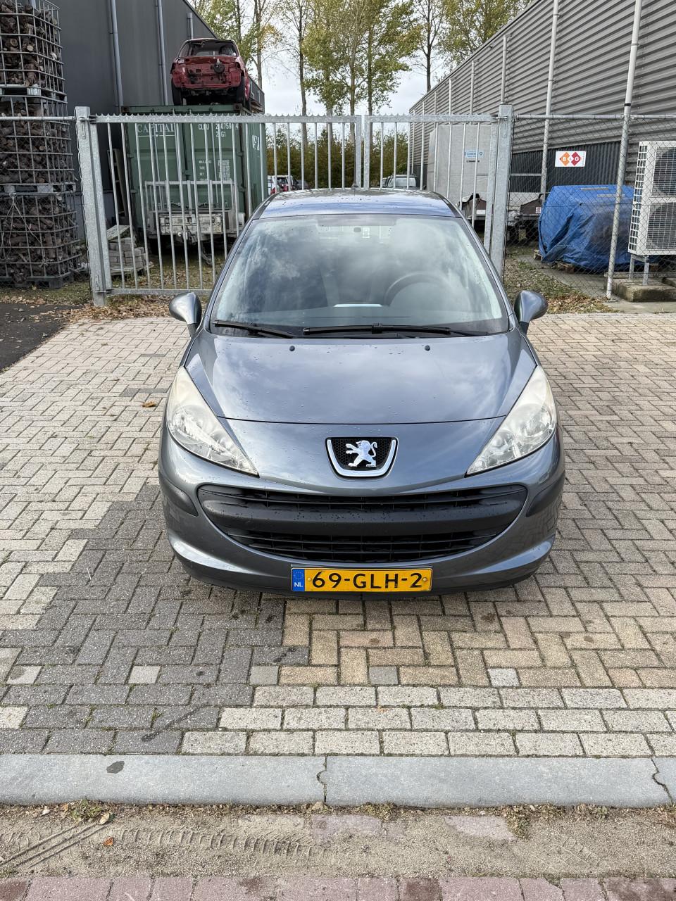 Peugeot 207 zuinige 1.4 VTI 5DRS 2008 met 160000KM Jaar APK