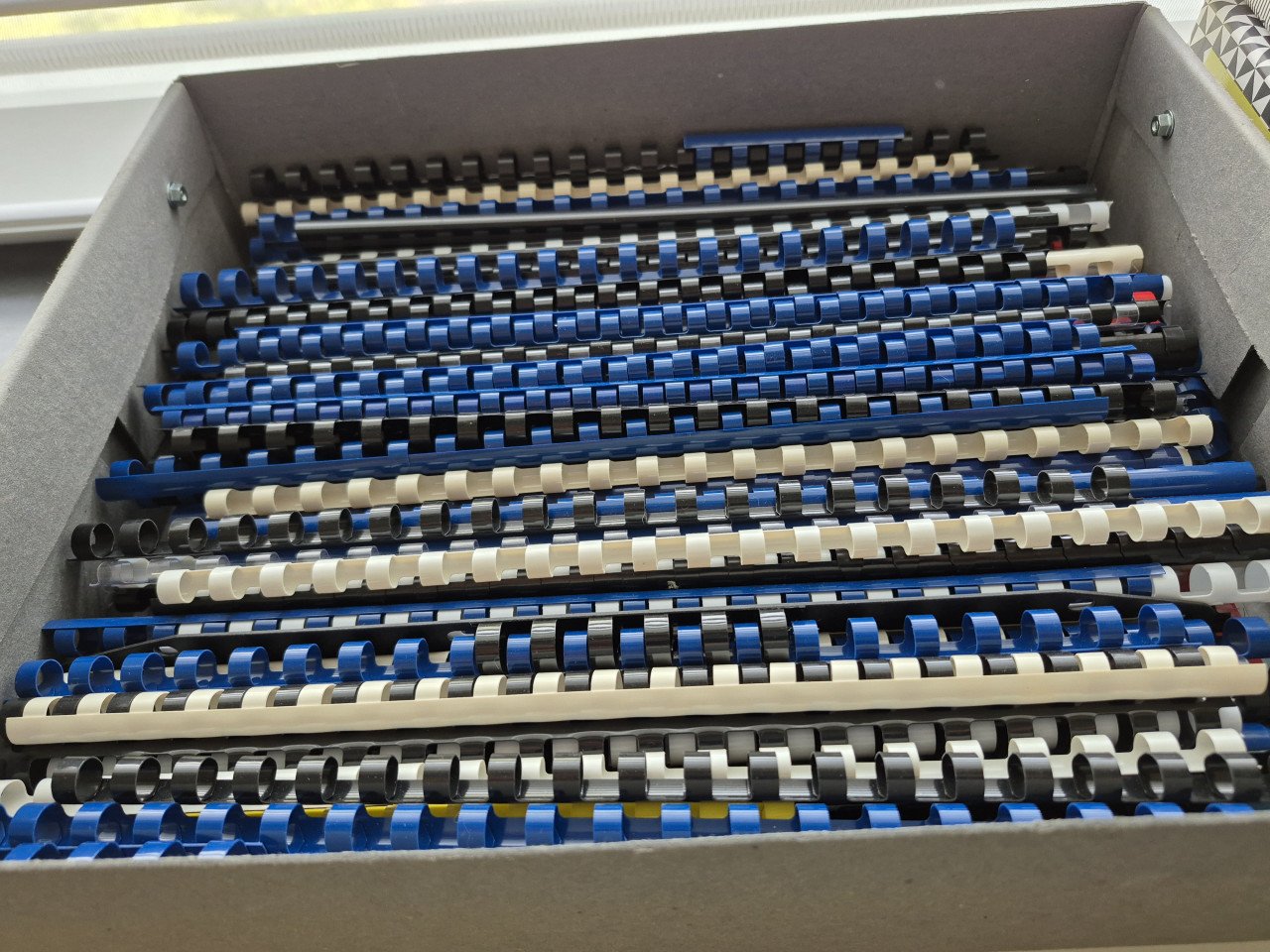 Inbindmachine met toebehoren
