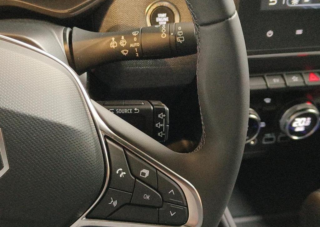 Renault Clio 1.6 e-tech full hybrid 145 techno