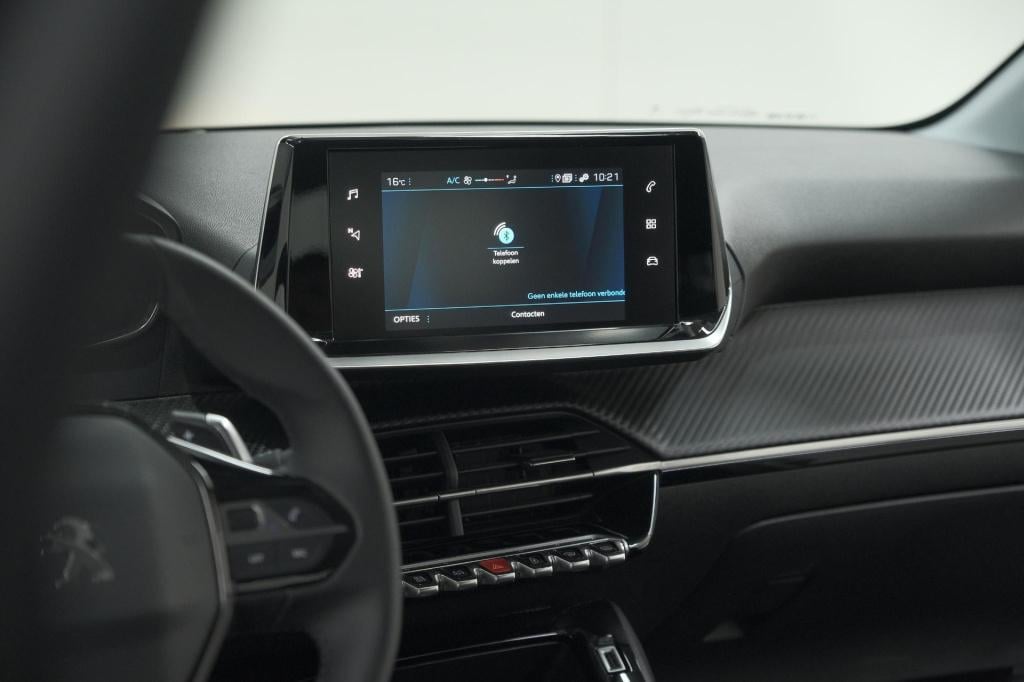 Peugeot 208 puretech 100 eat8 active pack | apple carplay | parkeersensoren