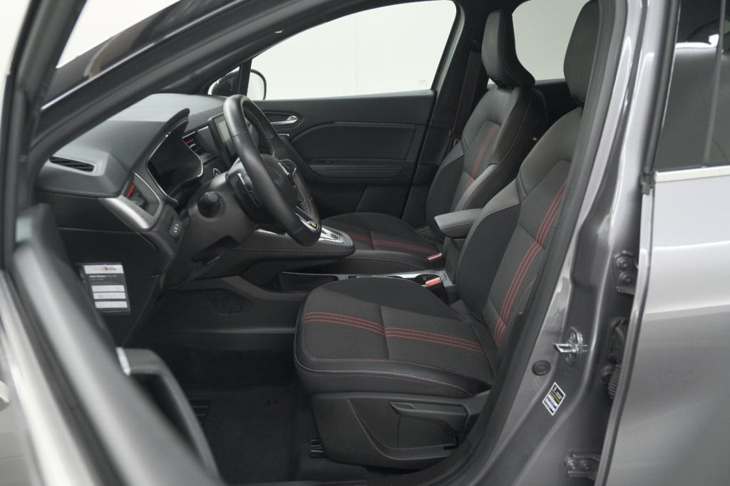 Renault Captur mild hybrid 140 edc r.s. line | camera | navigatie | stoelve