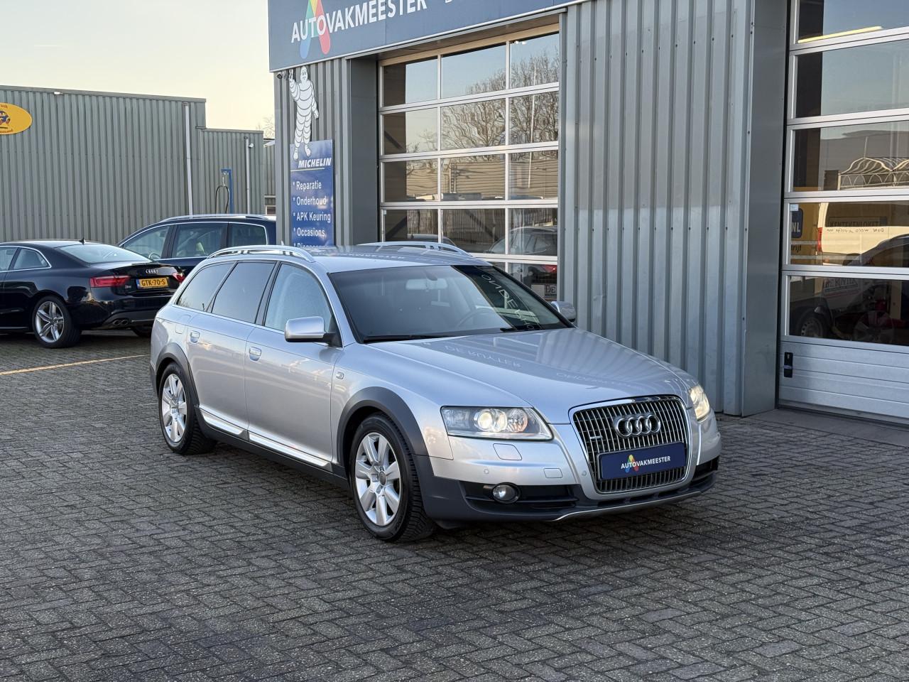Audi A6 allroad quattro - 3.2 V6