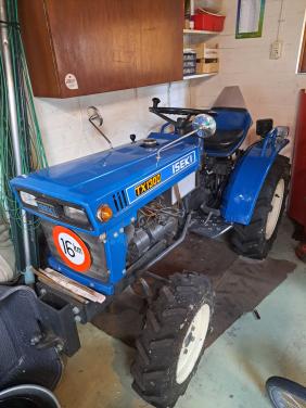 Mini tractor   Iseki TX 1300   (mét div. werktuigen!)