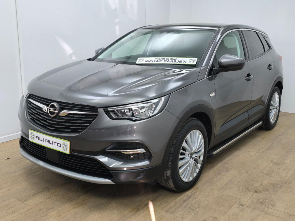 Opel Grandland X occasion met trekhaak en parkeercamera | tweedehands opel 