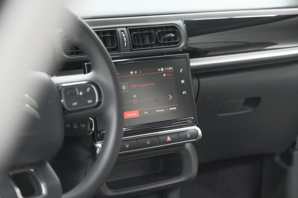 Citroen C3 puretech 82 business | parkeersensoren | apple carplay | climate