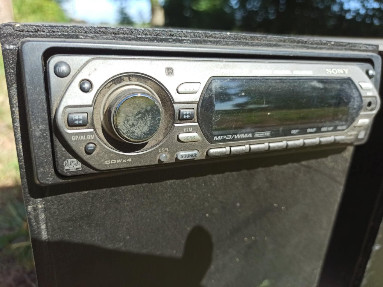Radio Sony, speakers Axton, blaupunkt GTA 4 special