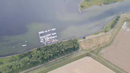 Ligplaatsen te huur aan het Veerse meer