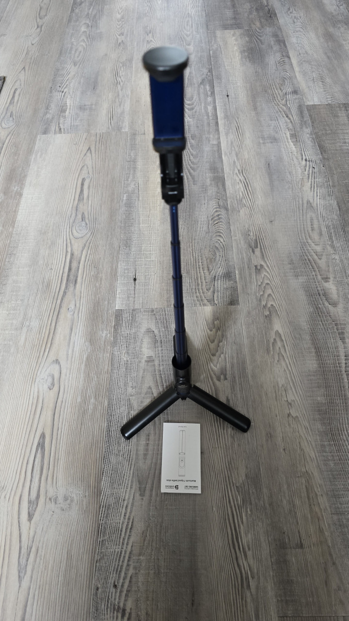 Samsung CnT Bluetooth Tripod Selfie Stick ITFIT Selfie P007