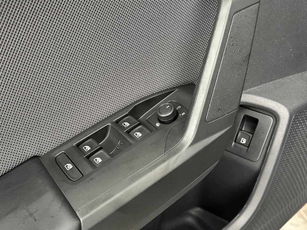 Seat Leon style business intense 1.5 tsi ehybrid 150 kw / 20