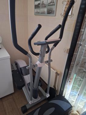 Focus fitness fox3 crostrainer