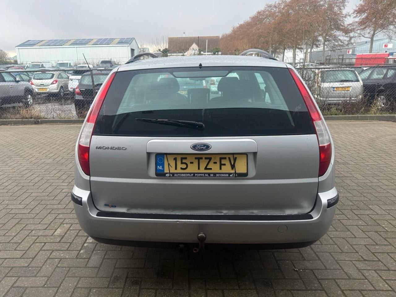 Ford Mondeo Wagon 1.8-16V Champion