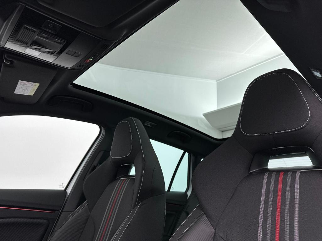 Skoda Kamiq monte carlo 1.0 tsi 85 kw / 115 pk suv 6 versn. ha
