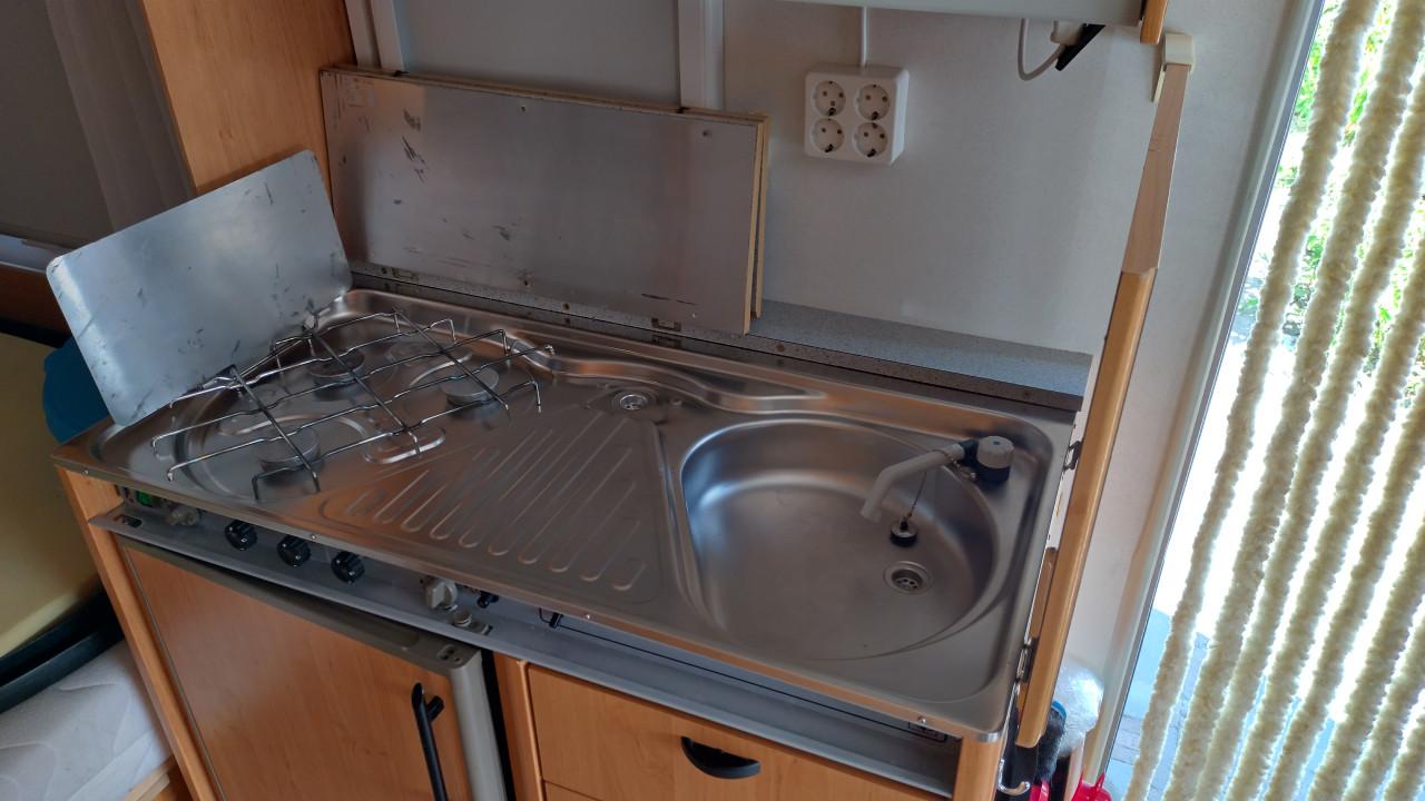 KNAUS SUDWIND KT450 met 5 slaapplaatsen