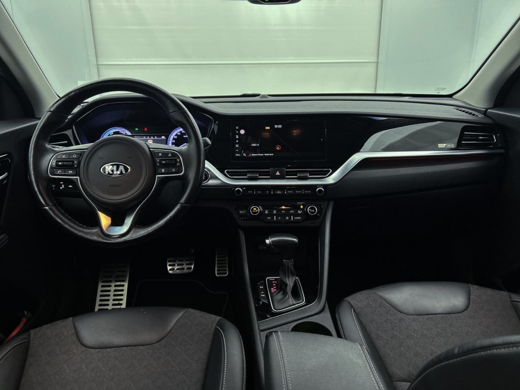 Kia Niro 1.6 gdi hybrid sportsline | trekhaak | 18 inch | half leder