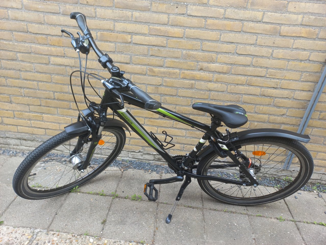 Te koop  26 inch jongensfiets pegasus kid