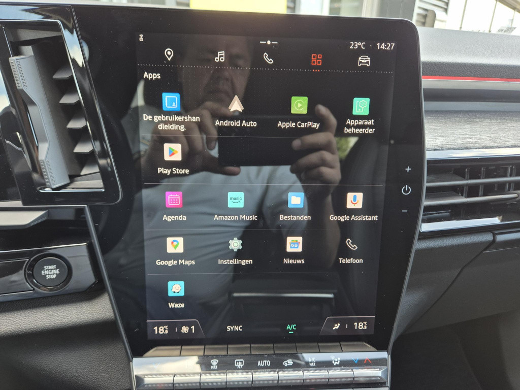 Renault Austral 1.2 e-tech full hybrid 200 techno