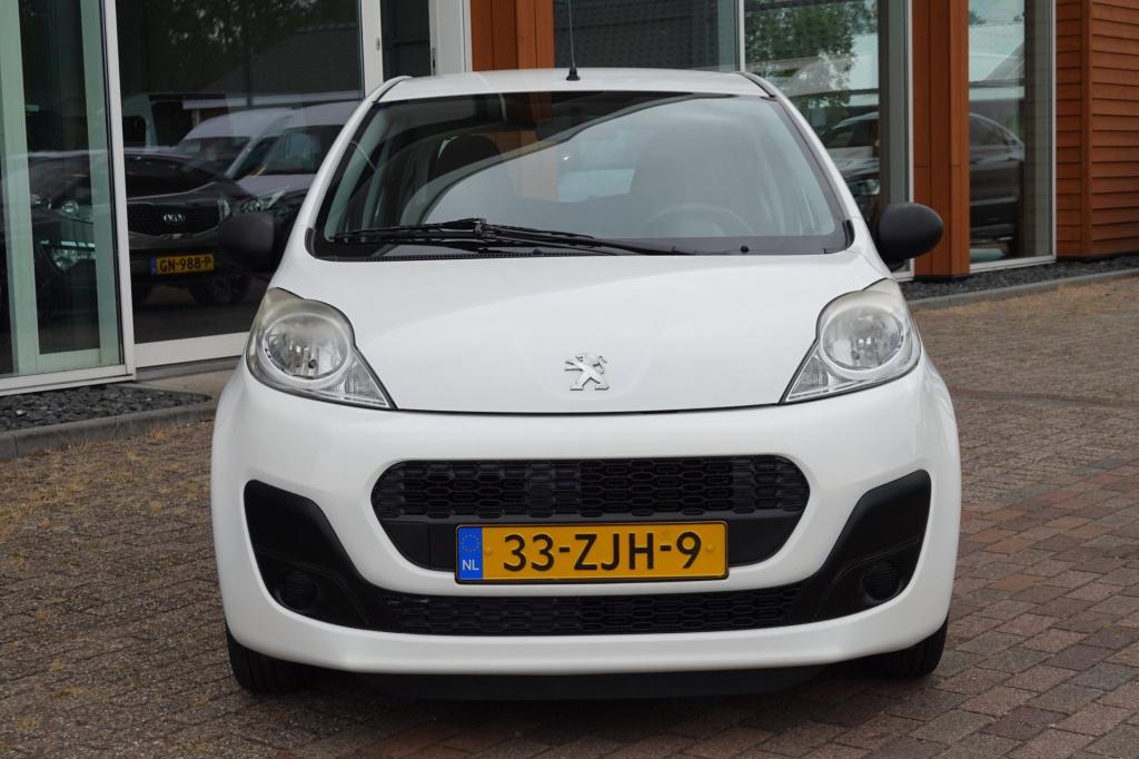 Peugeot 107 1.0 access accent
