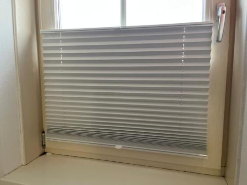 2 plisségordijnen wit - up/down  - van € 80 voor € 10