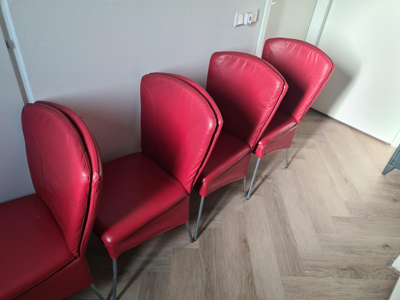 4 eetkamerstoelen rood leer