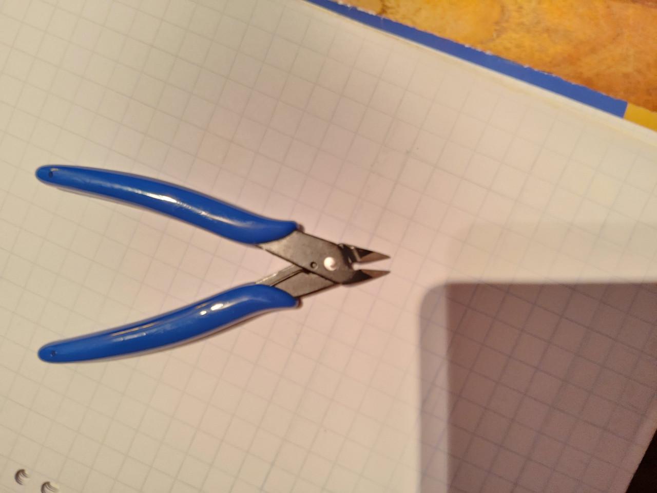 Fijne electronica zijkniptang