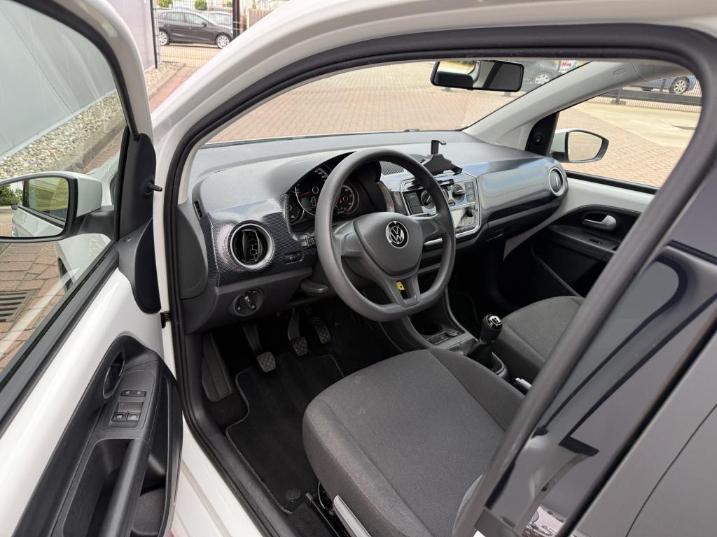 Volkswagen UP! 1.0 65pk 5drs. cruise | apps | camera