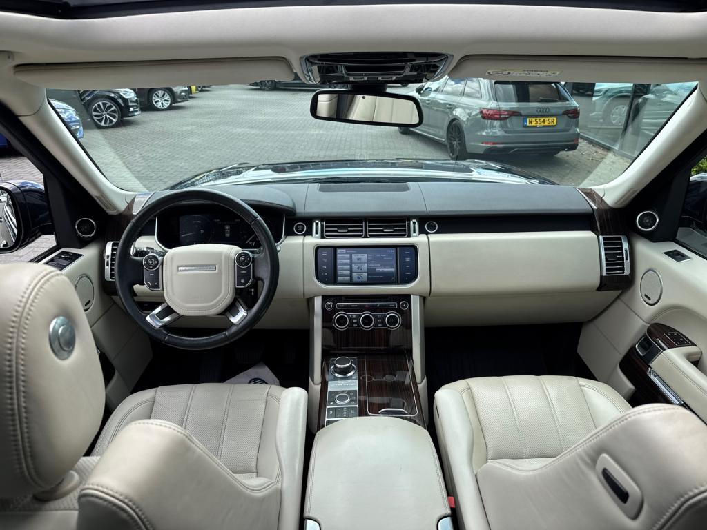 Land Rover Range Rover 4.4 sdv8 vogue * btw auto! prijs ex ex 16650 euro!!