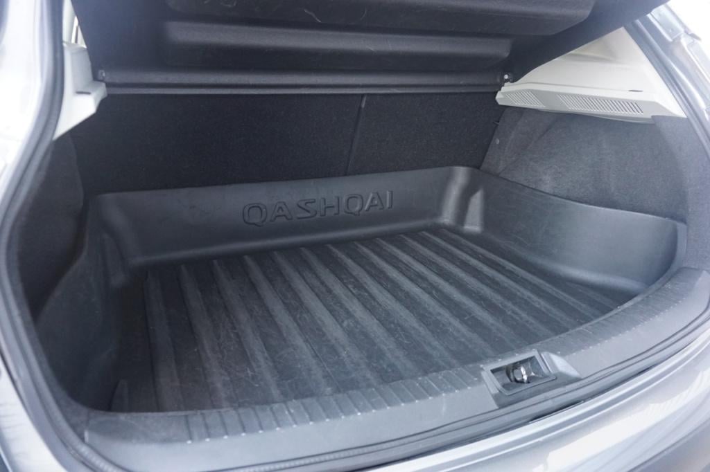 Nissan Qashqai 1.6 visia airco / cruise / elektr. ramen / parkeers. / nap /
