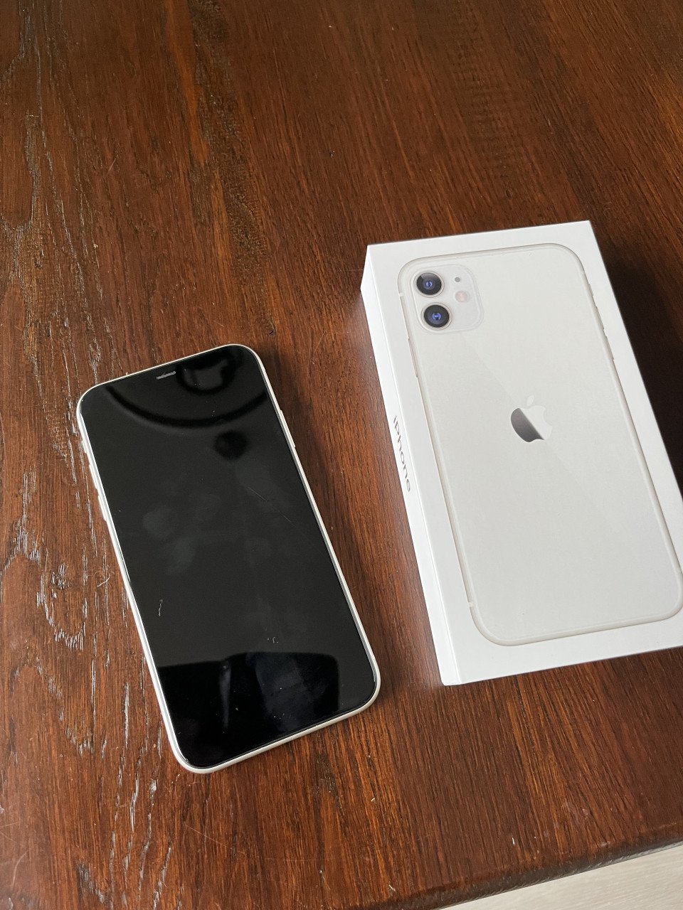 IPhone 11, 64GB