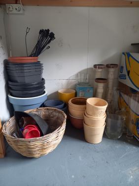 Bloempotten en nog meer opruiming