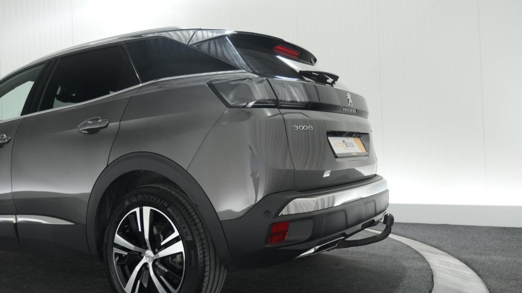 Peugeot 3008 1.6 puretech 180 eat8 gt | trekhaak | camera | dodehoekdetecti